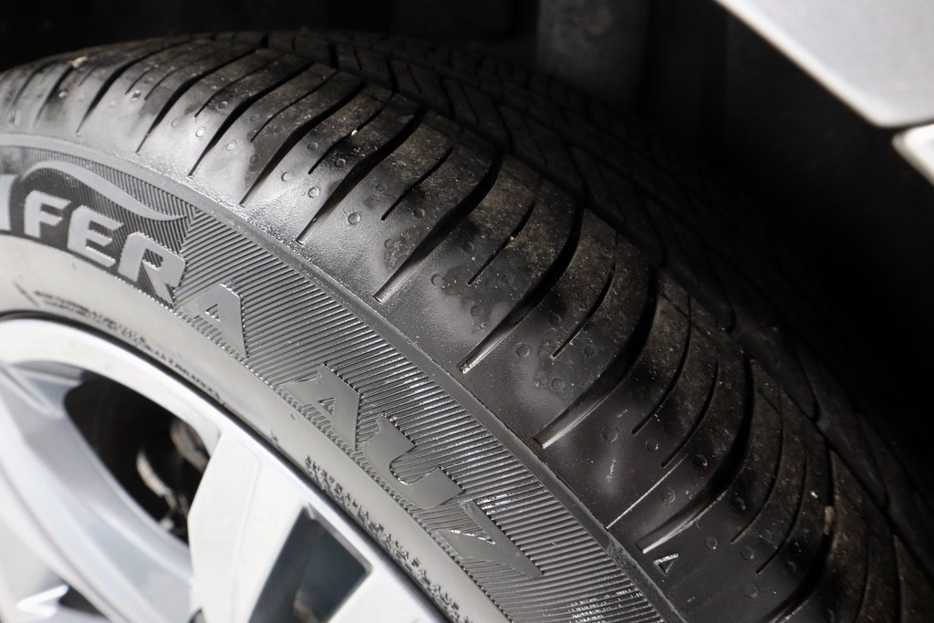 Used 2024 Volkswagen Jetta SE image 20