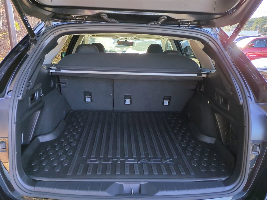 Used 2023 Subaru Outback Onyx Edition image 13