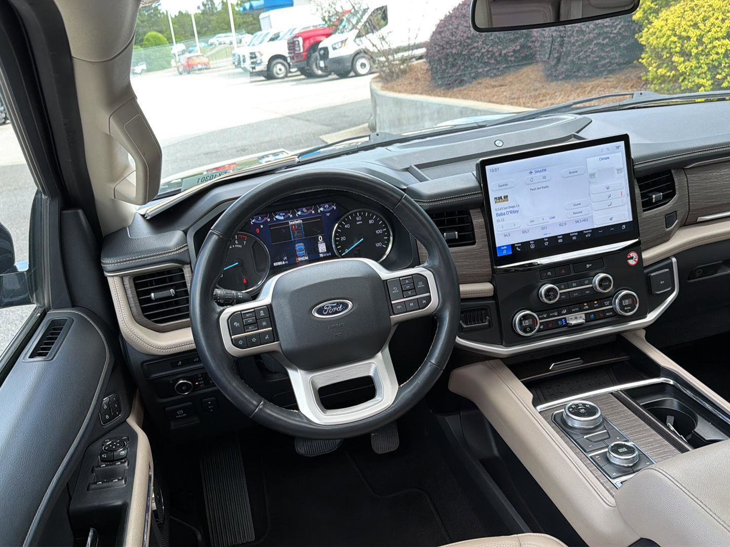 Certified 2024 Ford Expedition Max Limited AWD/4WD image 19