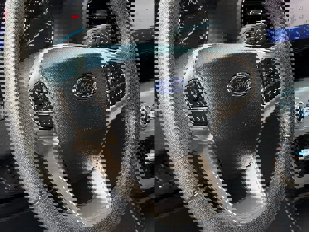 Certified 2022 Ford Explorer XLT w/ Equipment Group 202A image 16