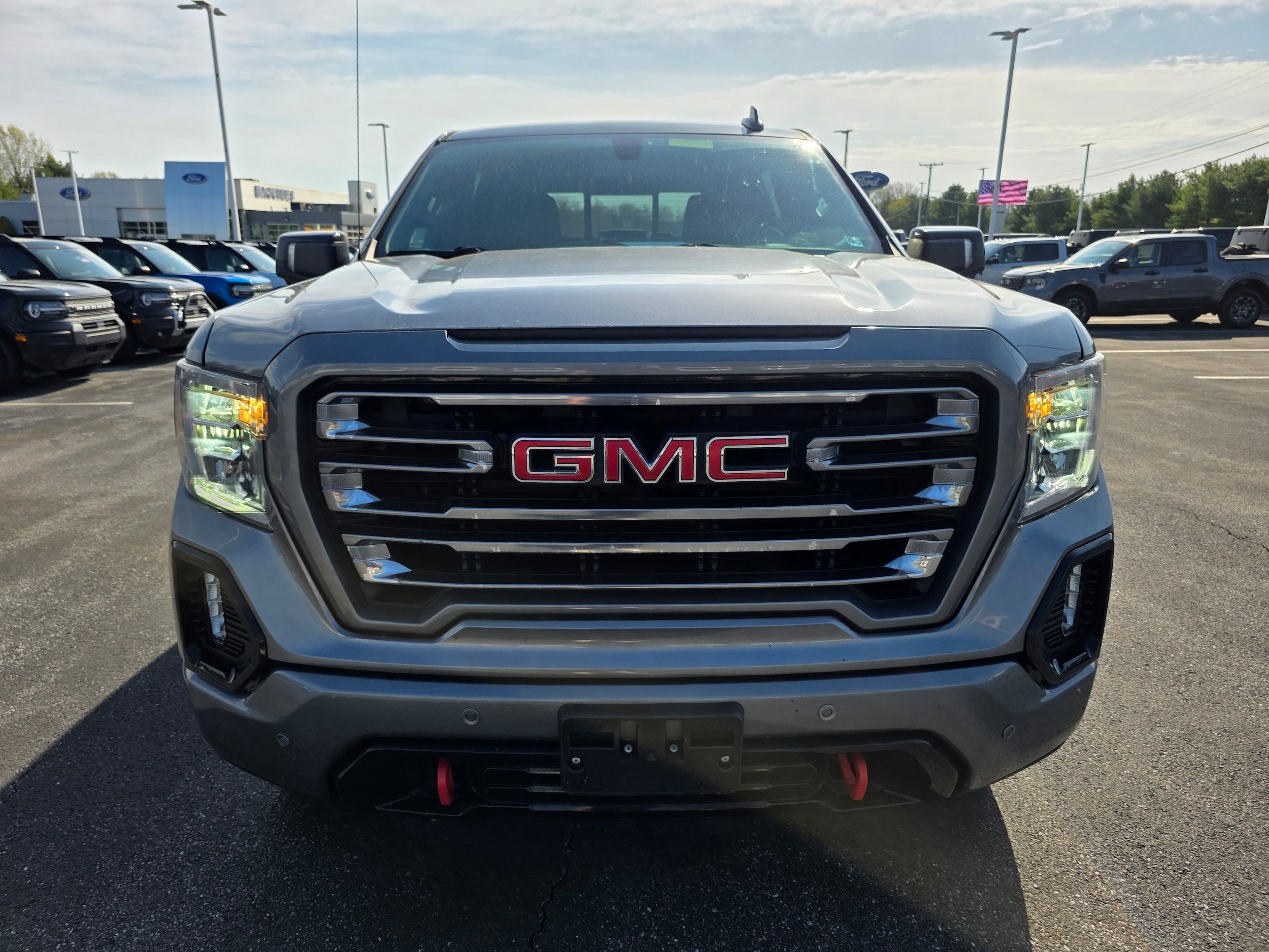 Used 2020 GMC Sierra 1500 AT4 w/ AT4 Premium Package AWD/4WD image 6