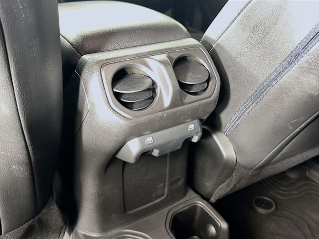 Used 2022 Jeep Wrangler Unlimited Sport w/ Xtreme Recon 35" Tire Package image 30