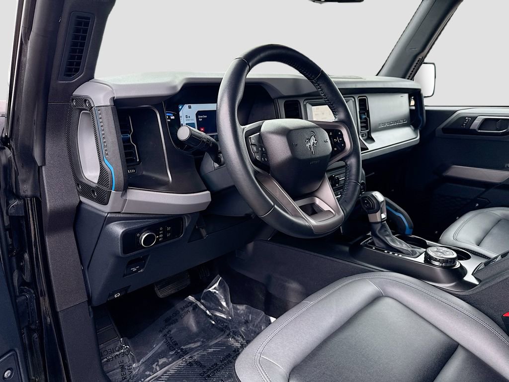 Certified 2023 Ford Bronco Black Diamond w/ Sasquatch Package AWD/4WD image 9
