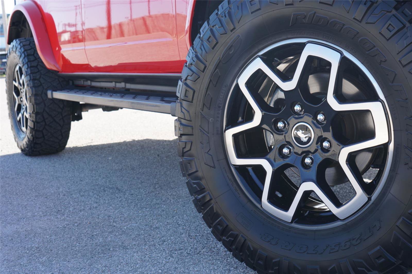 Certified 2022 Ford Bronco Outer Banks AWD/4WD image 2