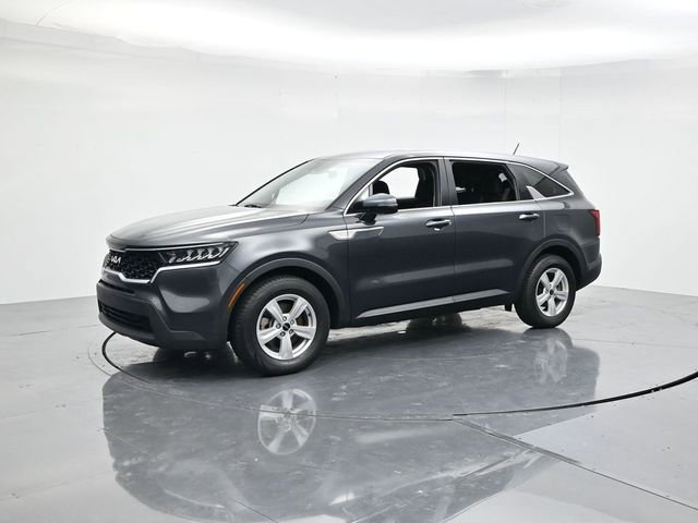 Used 2023 Kia Sorento LX image 5
