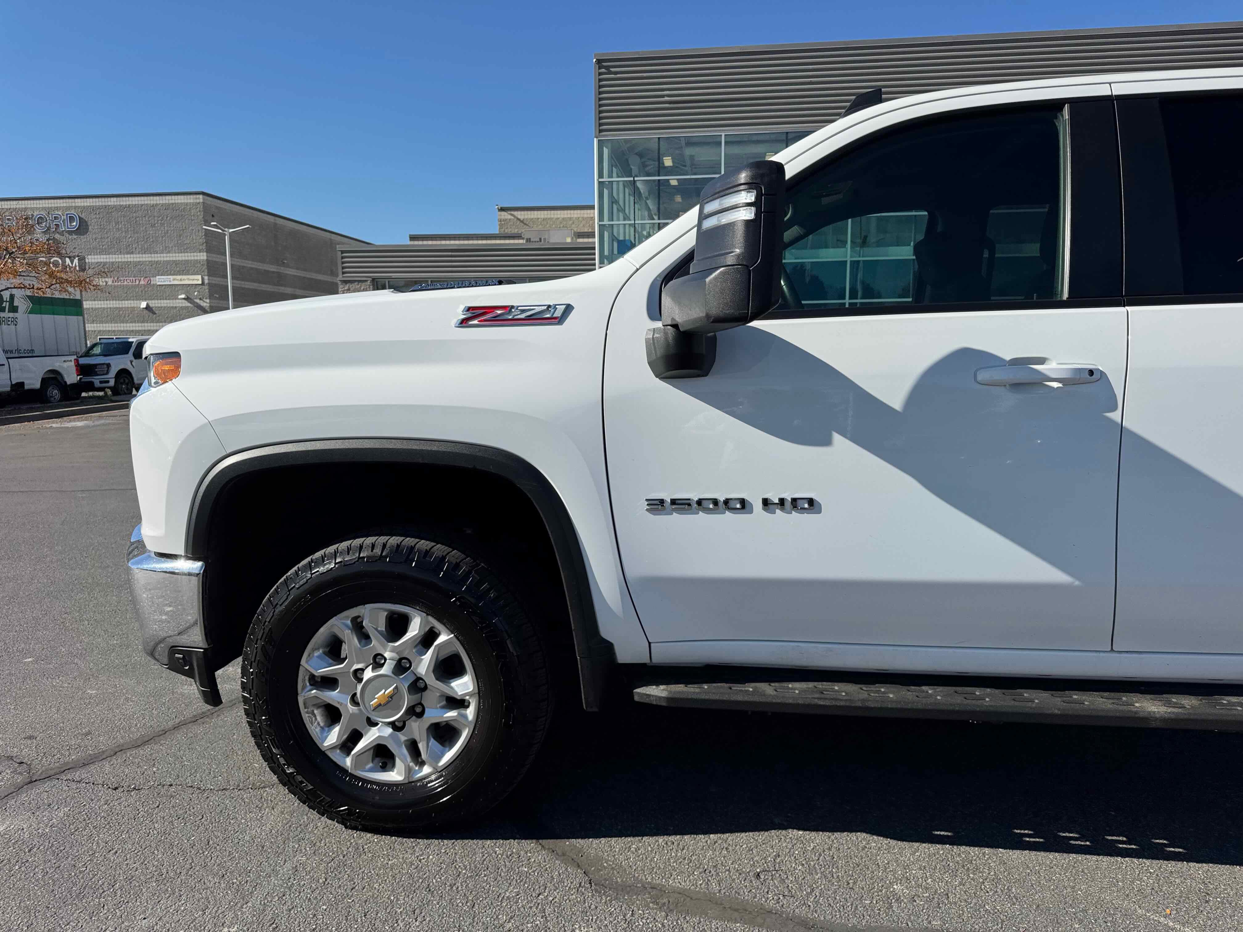 Used 2023 Chevrolet Silverado 3500 LT w/ Gooseneck/5TH Wheel Package image 11