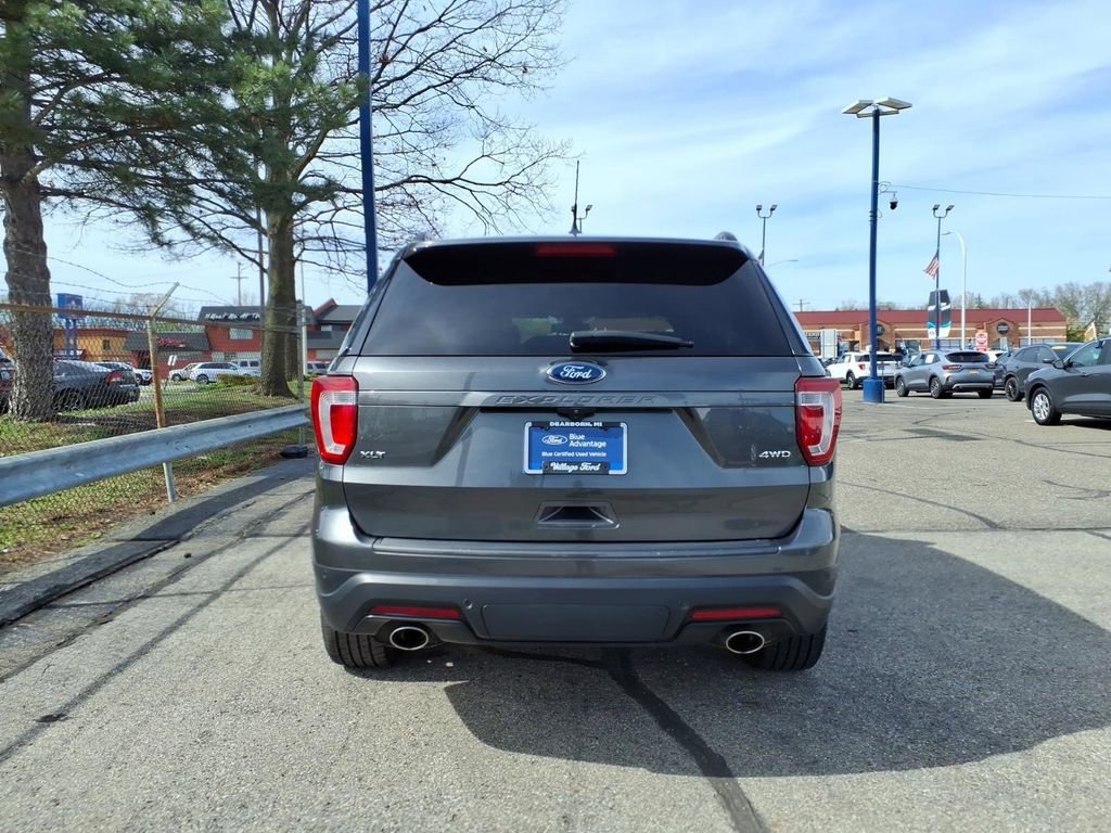 Certified 2019 Ford Explorer XLT w/ Equipment Group 202A image 7