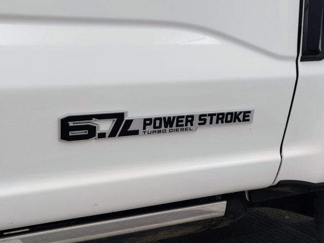 Certified 2025 Ford F350 Platinum AWD/4WD image 15