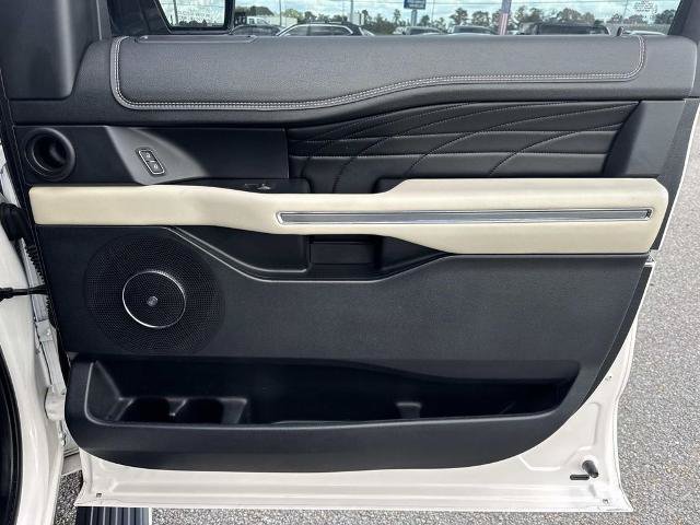 Certified 2019 Ford Expedition Platinum RWD image 14