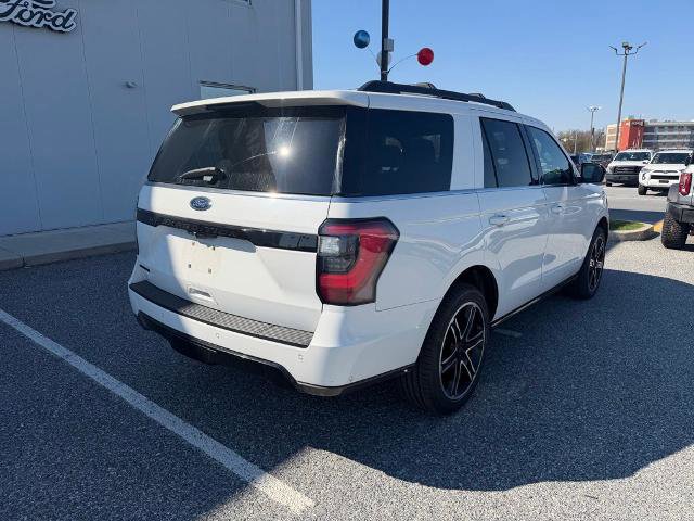 Certified 2021 Ford Expedition Limited image 5