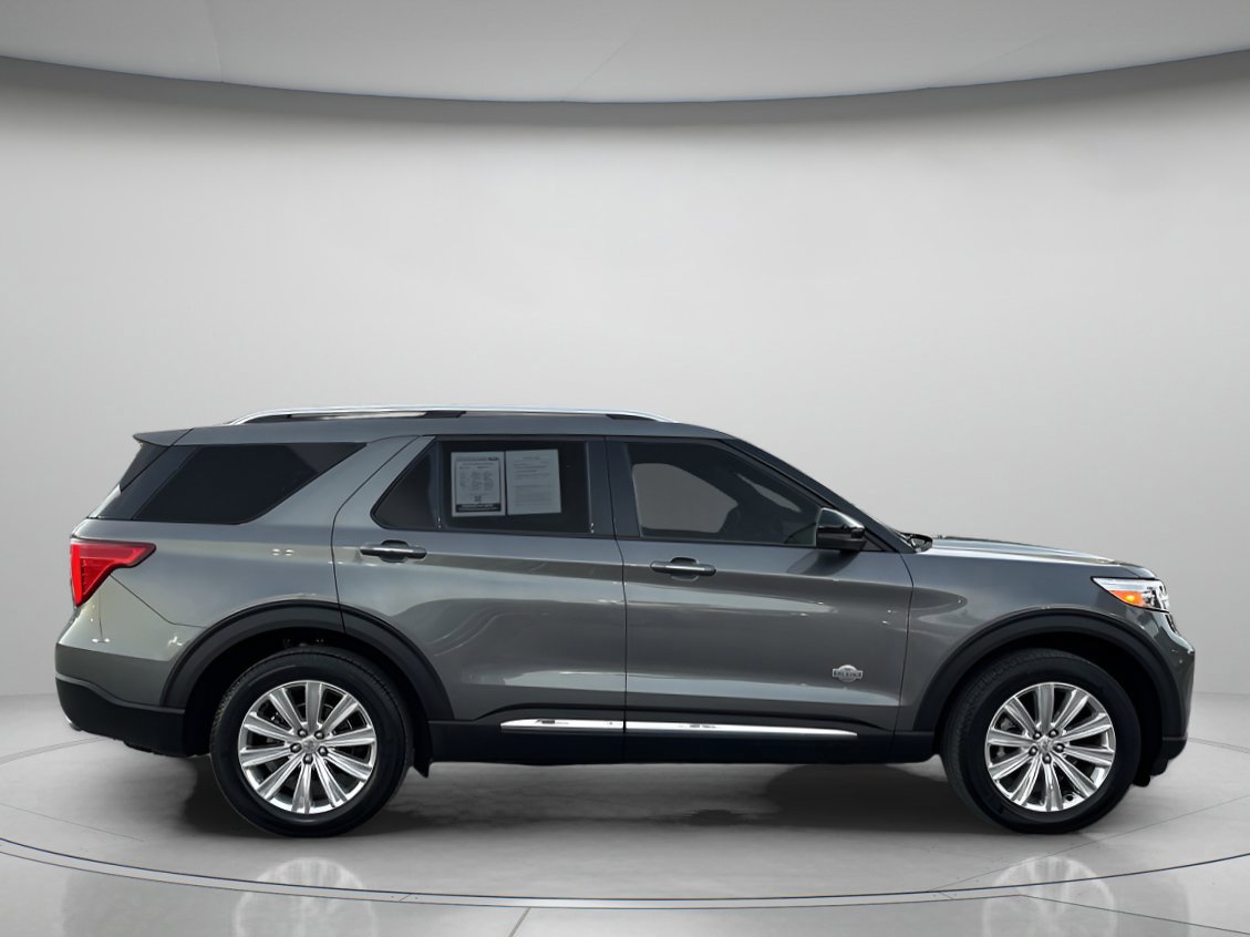 Certified 2024 Ford Explorer King Ranch w/ Technology Package image 5