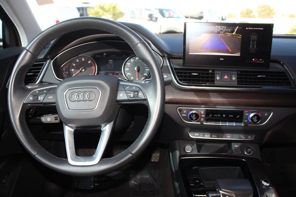 Used 2023 Audi Q5 2.0T Premium w/ Convenience Package AWD/4WD image 17