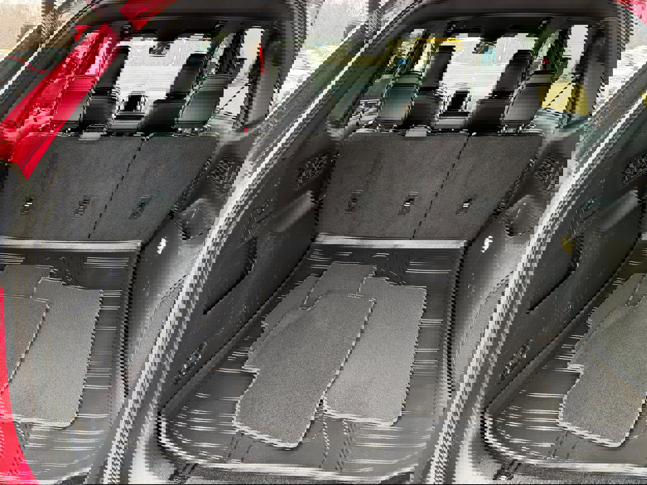 Certified 2022 Ford Edge ST image 11