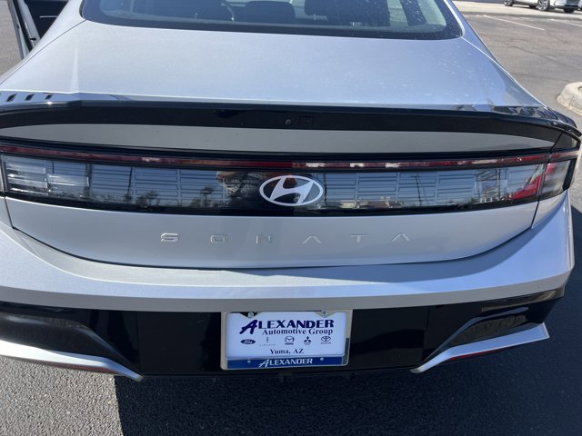 Used 2025 Hyundai Sonata SEL FWD image 17