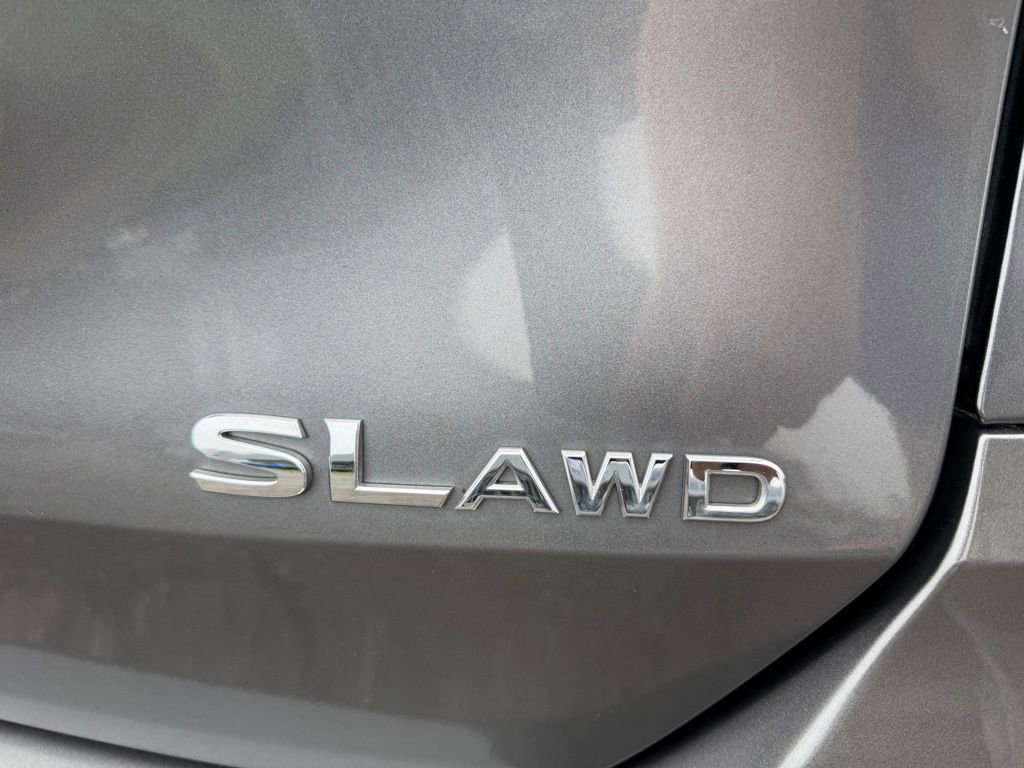 Used 2018 Nissan Rogue SL AWD/4WD image 30