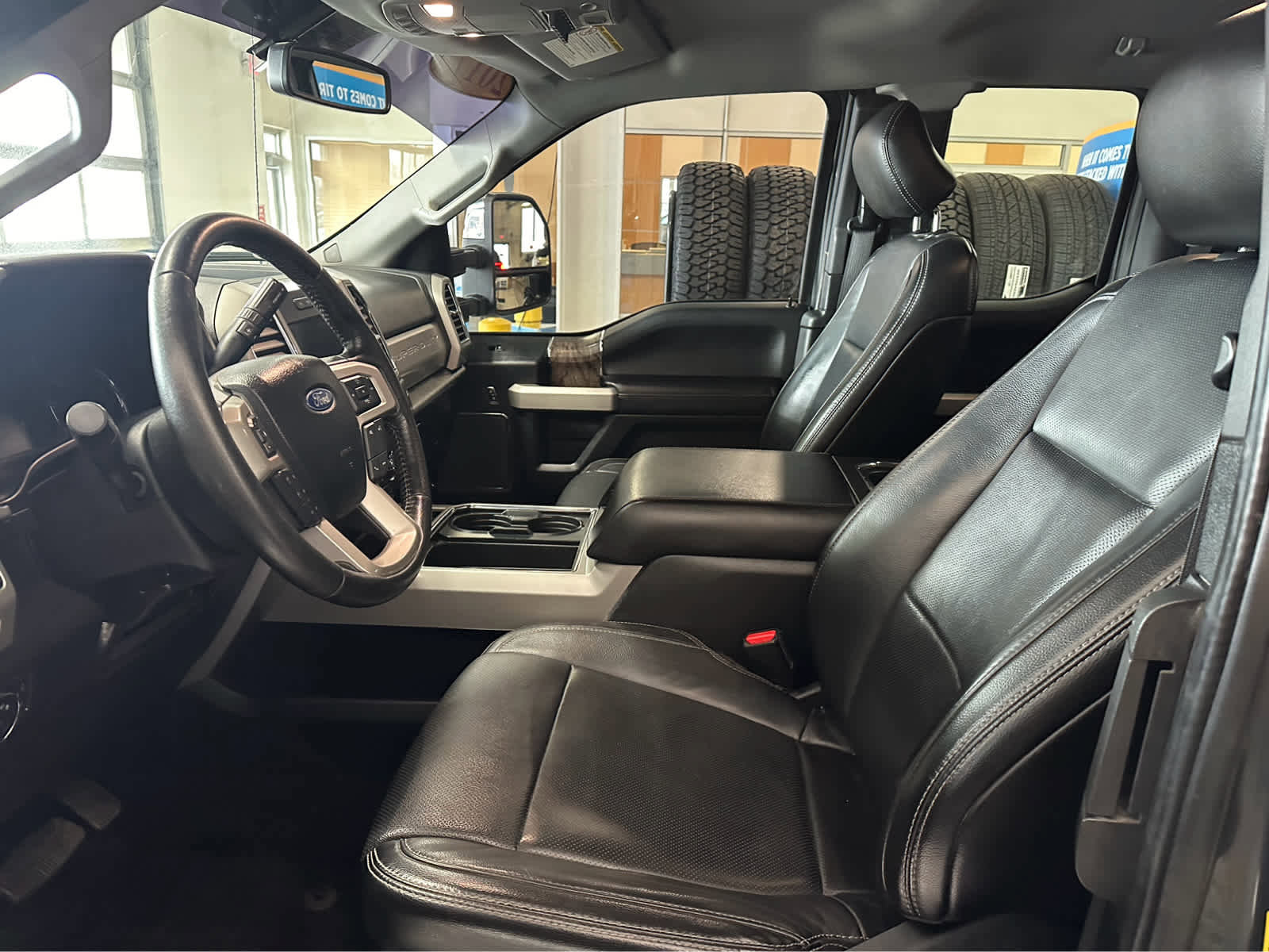 Certified 2017 Ford F350 Lariat w/ Chrome Package image 18