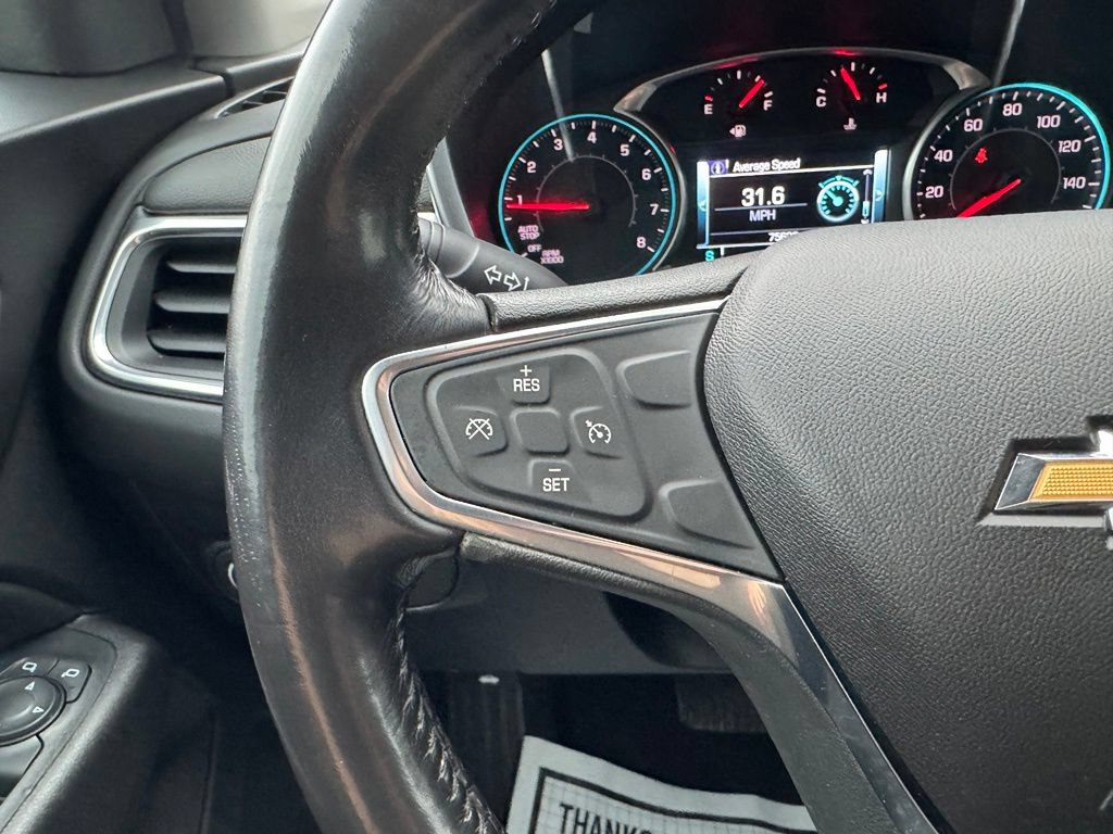 Used 2018 Chevrolet Equinox LT w/ Sun & Infotainment Package AWD/4WD image 17