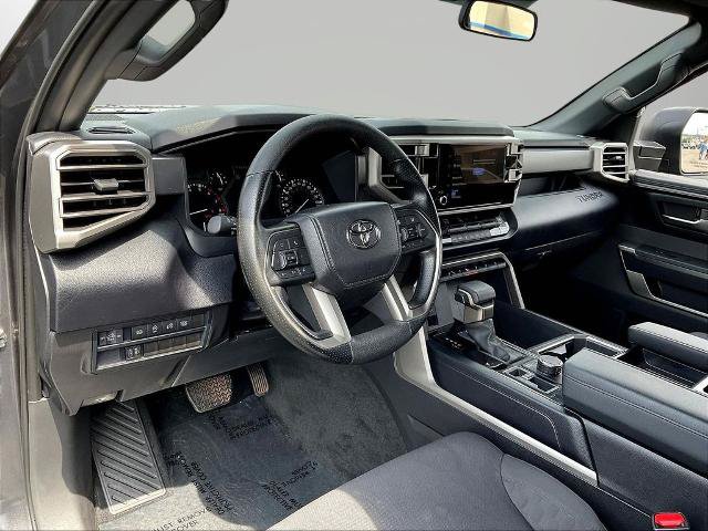 Used 2025 Toyota Tundra SR5 AWD/4WD image 18