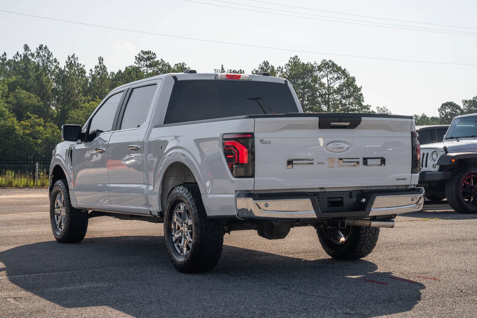 Certified 2021 Ford F150 XLT w/ XTR Package AWD/4WD image 7