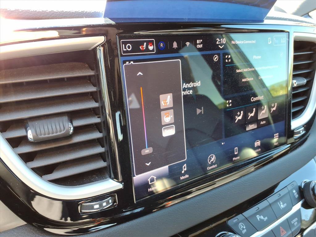 Used 2025 Chrysler Pacifica Select FWD image 15