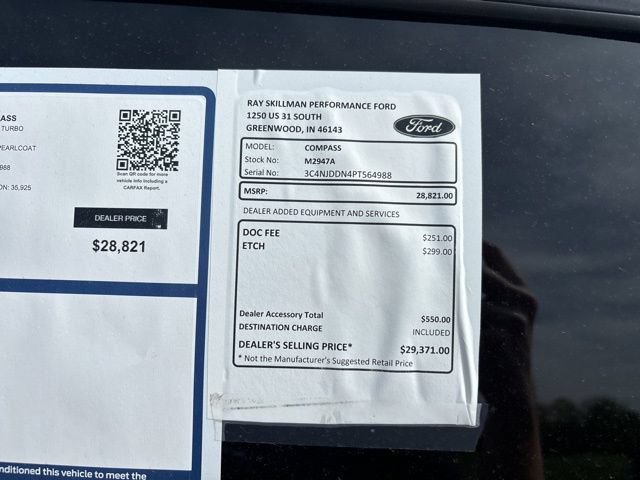 Used 2023 Jeep Compass Trailhawk AWD/4WD image 3