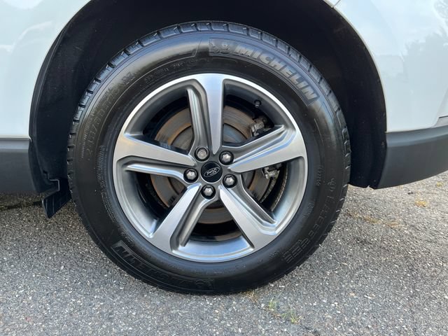 Certified 2024 Ford Edge SEL w/ Convenience Package AWD/4WD image 3