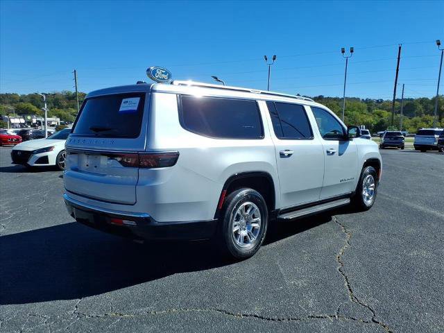 Used 2024 Jeep Wagoneer L 4WD image 3