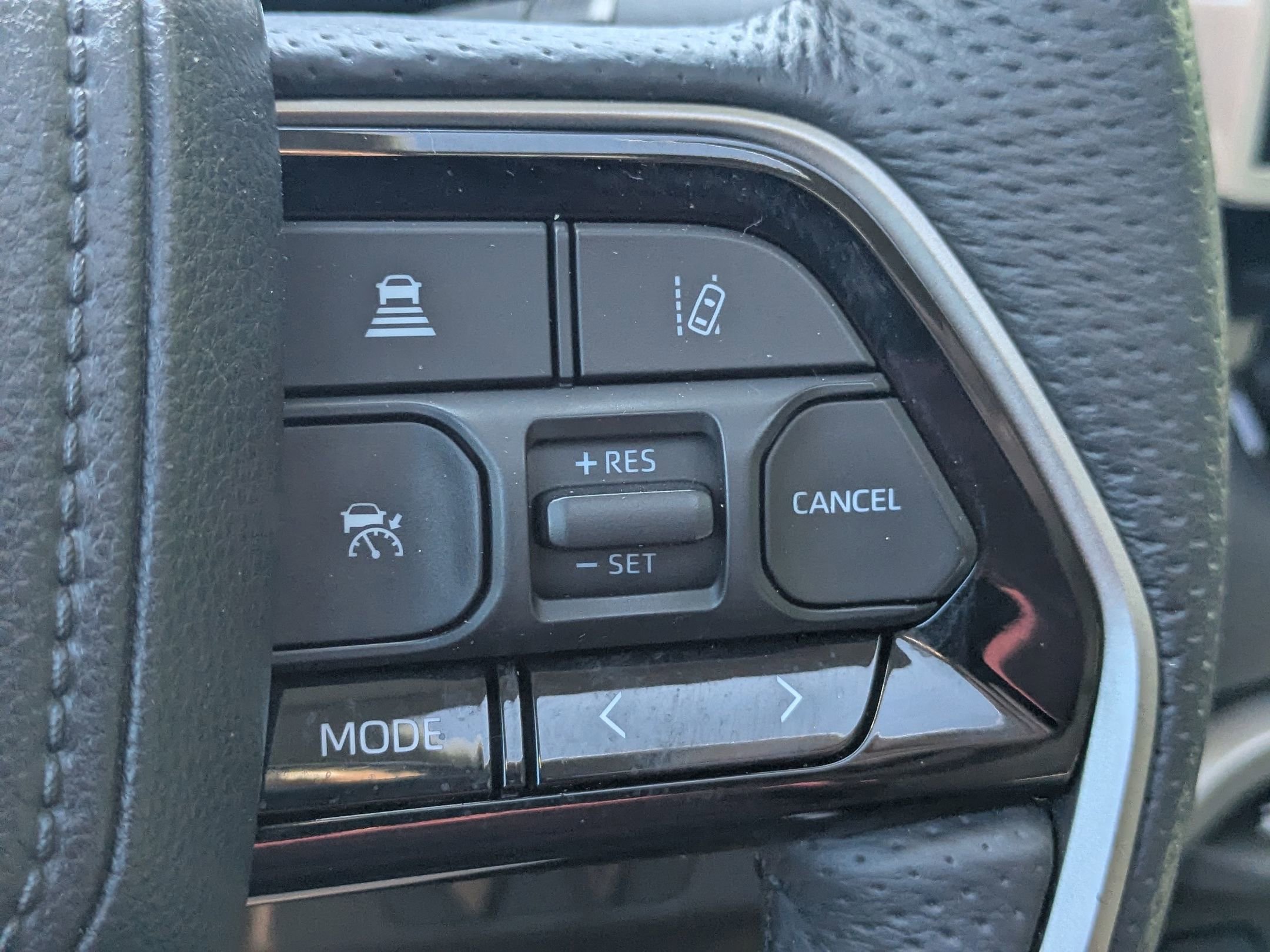 Used 2024 Toyota Tundra Limited w/ TRD Off-Road Package AWD/4WD image 17