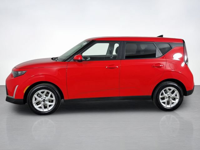 Used 2025 Kia Soul LX w/ LX Technology Package FWD image 6