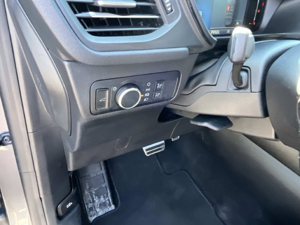 Certified 2024 Ford Escape ST-Line w/ Tech Pack #1 FWD image 33