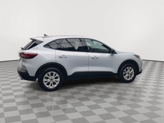 Certified 2025 Ford Escape Active AWD/4WD image 34