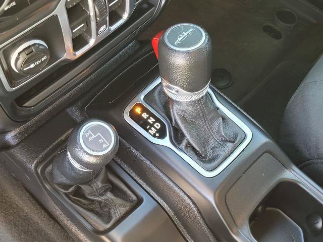 Used 2023 Jeep Gladiator Sport AWD/4WD image 22
