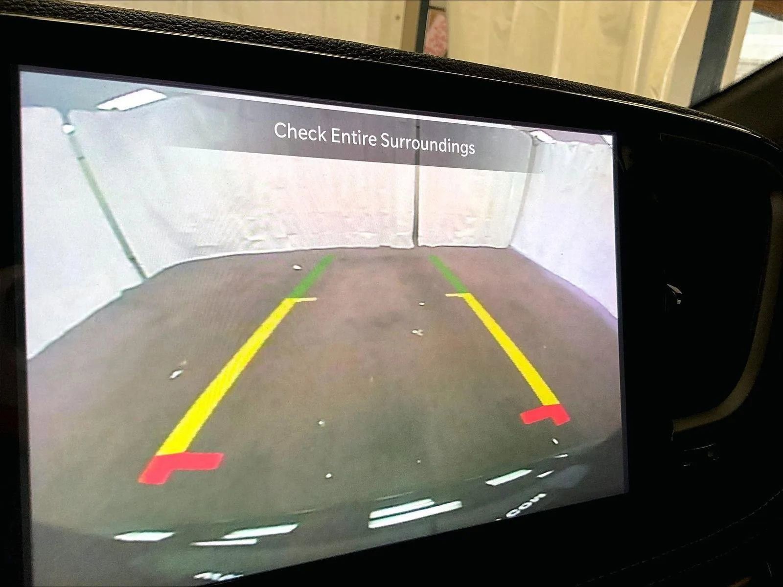 Used 2025 Chrysler Pacifica Select image 20