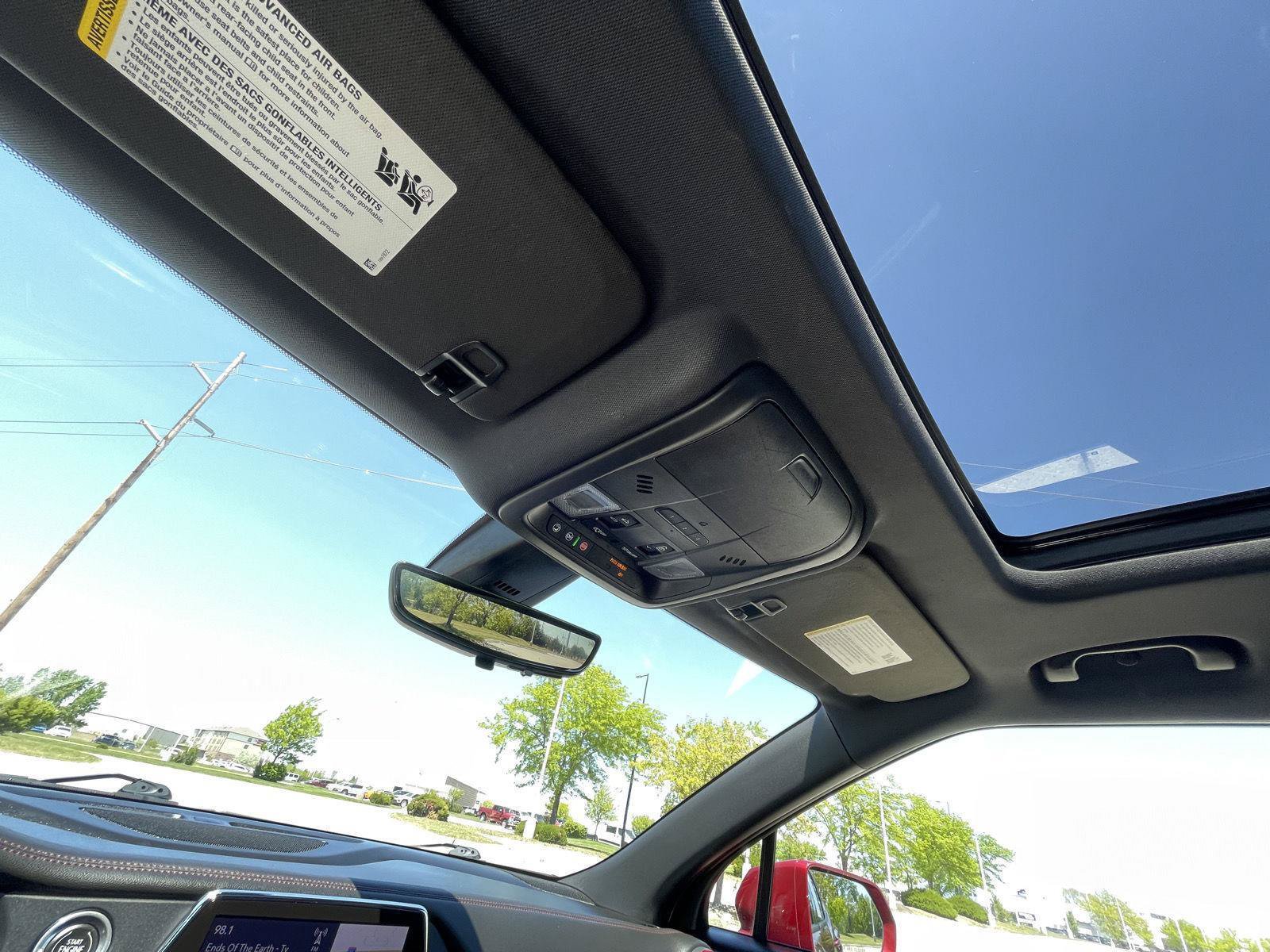 Used 2019 Chevrolet Blazer RS AWD/4WD image 21