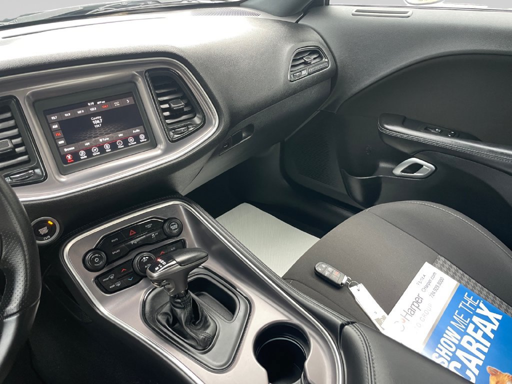 Used 2020 Dodge Challenger R/T RWD image 31