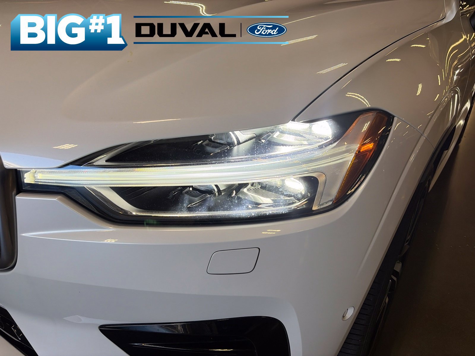 Used 2019 Volvo XC60 T6 R-Design w/ Protection Package Premier AWD/4WD image 8