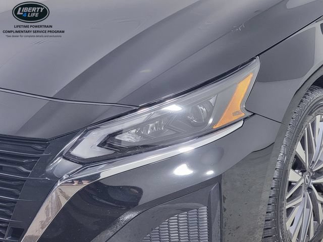Used 2025 Nissan Altima 2.5 SV AWD/4WD image 10