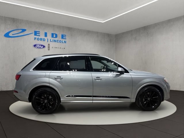 Used 2025 Audi Q7 2.0T Premium Plus w/ Premium Plus Package AWD/4WD image 6