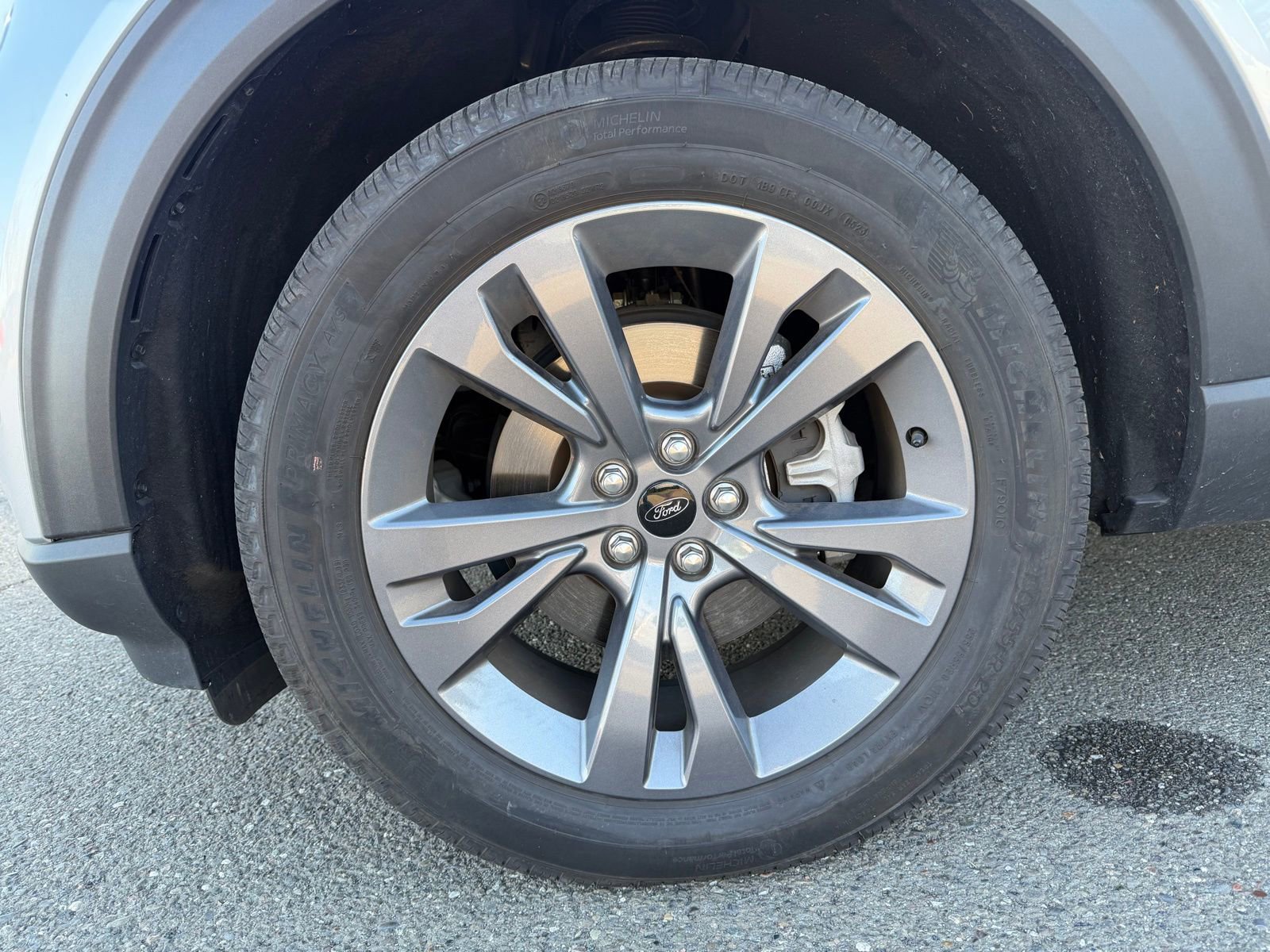 Certified 2023 Ford Explorer XLT w/ Equipment Group 202A image 9