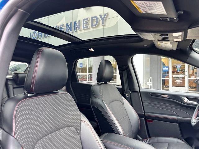 Certified 2023 Ford Escape ST-Line Select w/ Tech Pack #2 AWD/4WD image 53