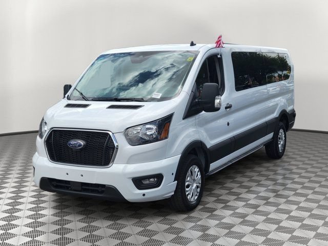Certified 2023 Ford Transit 350 XLT RWD image 3