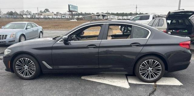 Used 2020 BMW 530i w/ Premium Package image 5