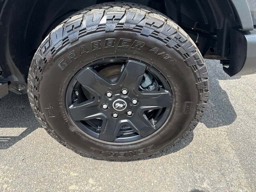 Certified 2023 Ford Bronco Black Diamond AWD/4WD image 9