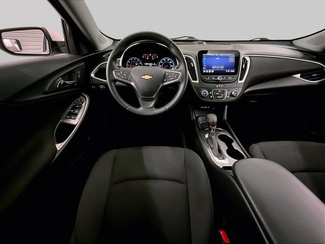 Used 2022 Chevrolet Malibu RS FWD image 5