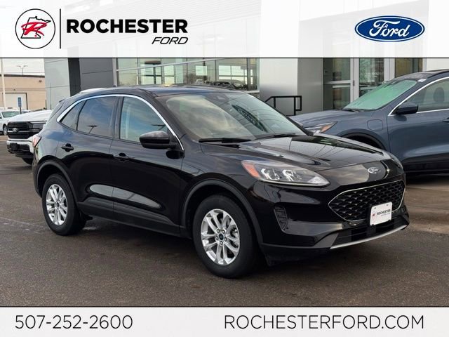 Certified 2020 Ford Escape SE image 5