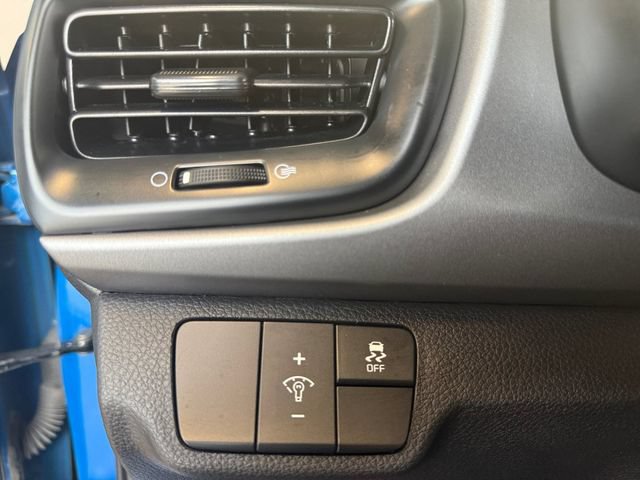 Used 2022 Kia Rio S w/ Technology Package FWD image 12