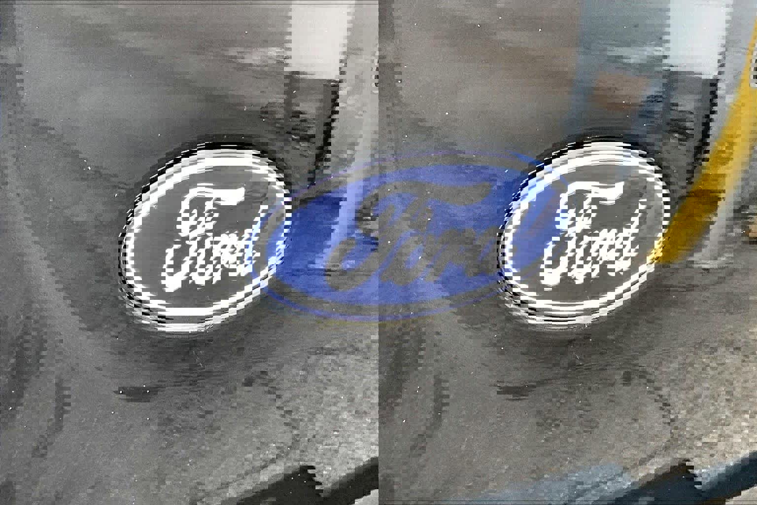 Certified 2025 Ford F150 Lightning Lariat image 31