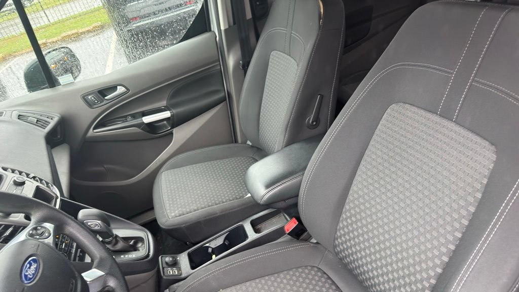 Certified 2021 Ford Transit Connect XLT FWD image 11