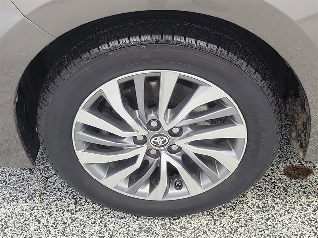 Used 2017 Toyota Corolla L image 5