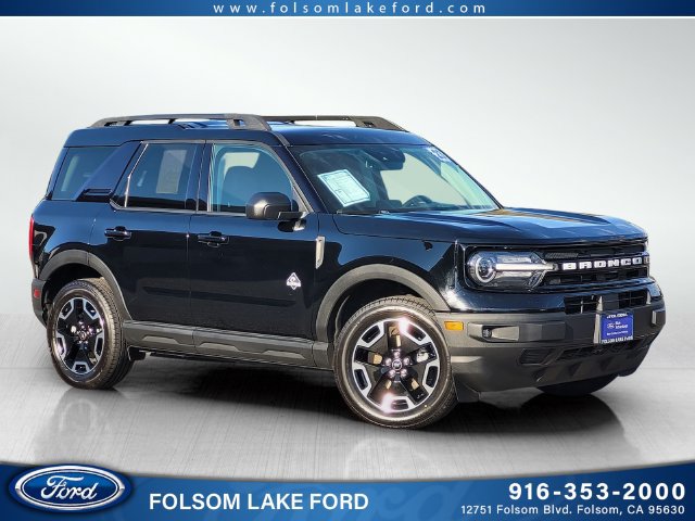 Certified 2023 Ford Bronco Sport Outer Banks w/ Tech Package AWD/4WD image 1
